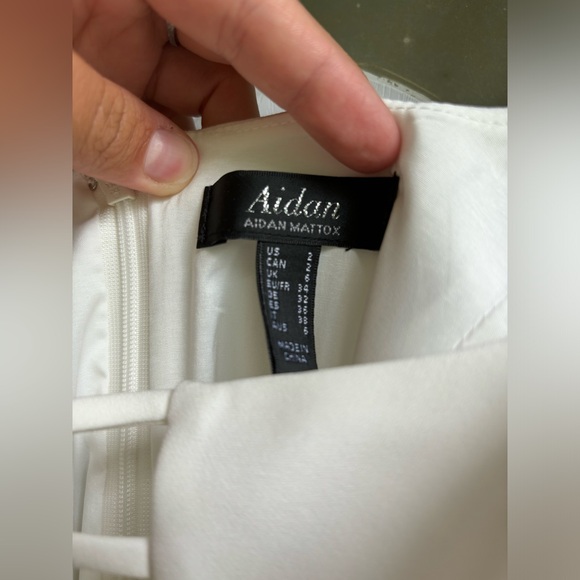 NWT Luxury Aidan Mattox White Maxi Dress US 2 - Picture 9 of 9